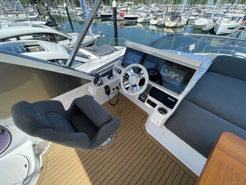 Solent Motor Yachts