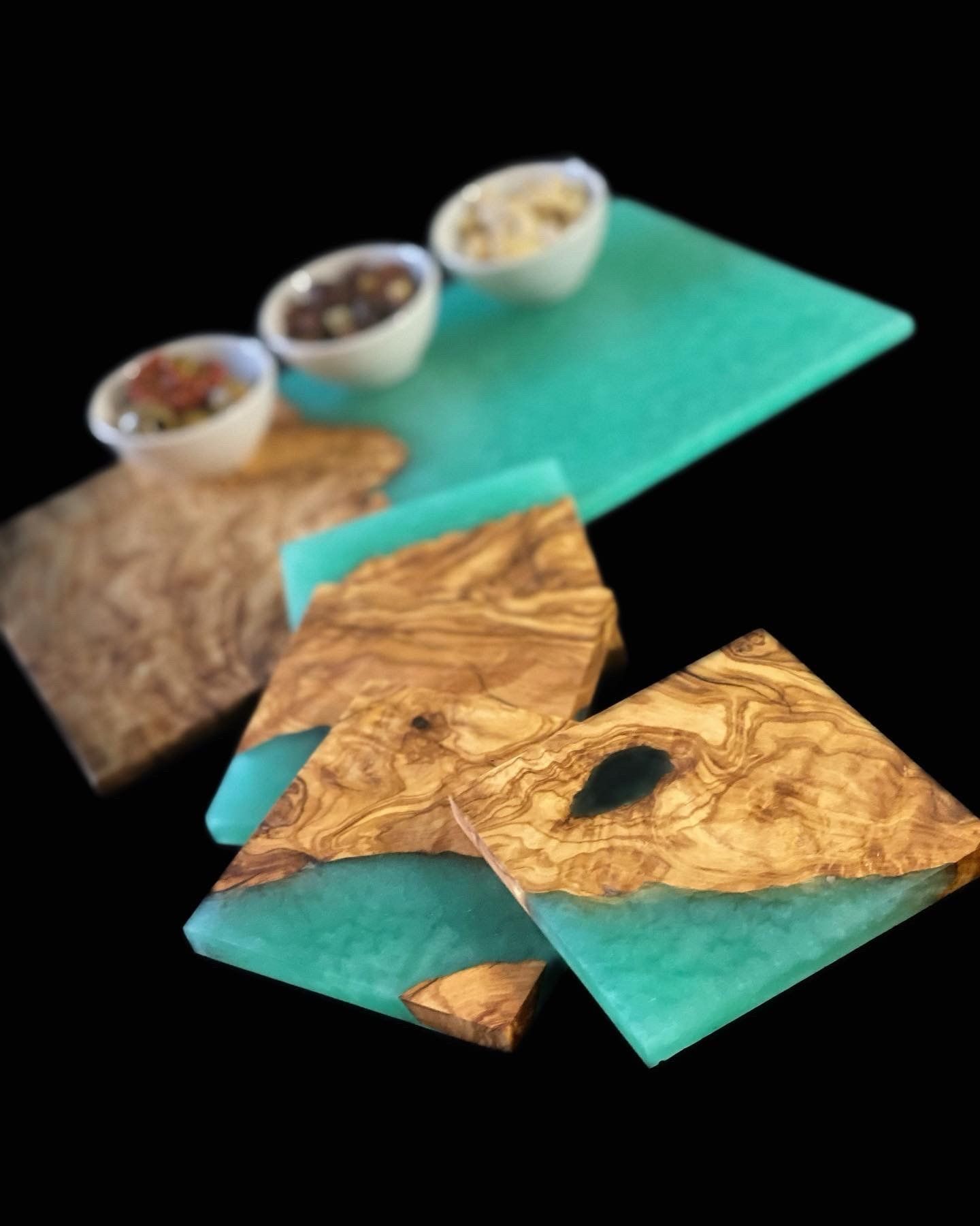 Olive wood cheese board and coasters set