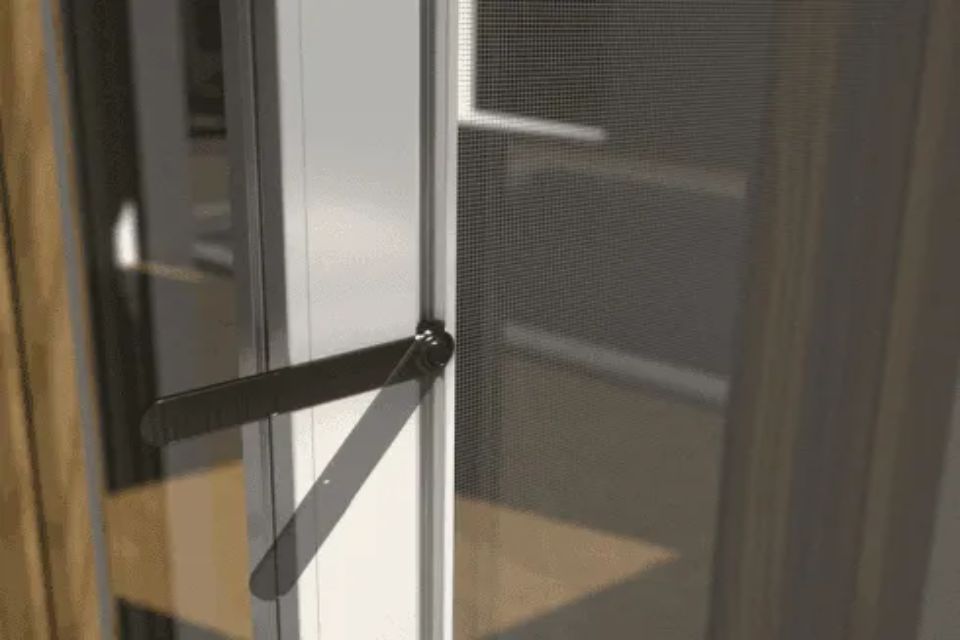 infisso con zanzariere a Firenze