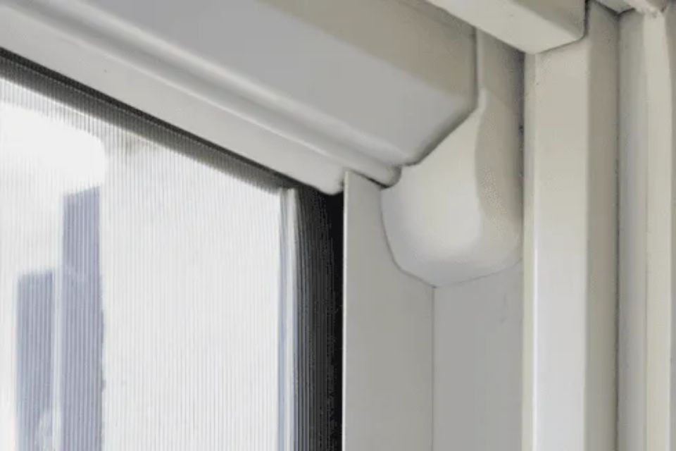 Particolare delle zanzariere a Firenze