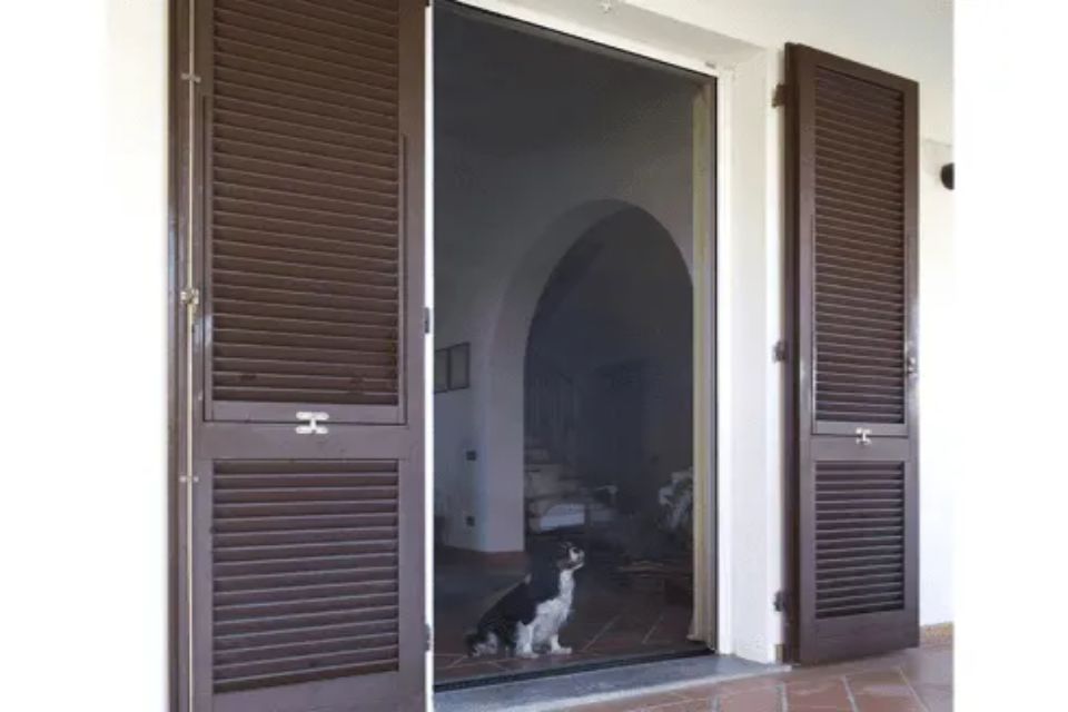 Portafinestra con zanzariere a Firenze