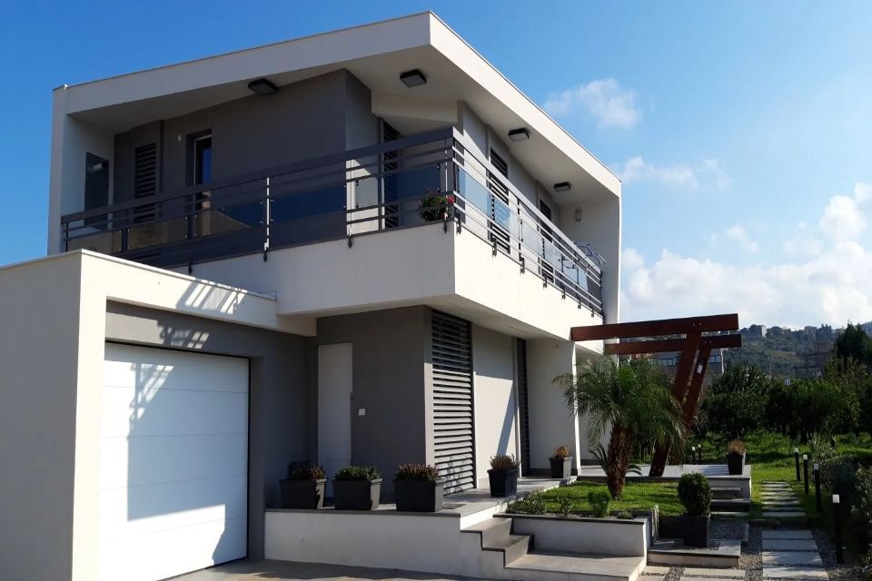 Villetta a due piani