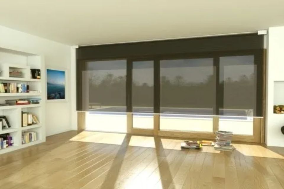 Finestra scorrevole aperta