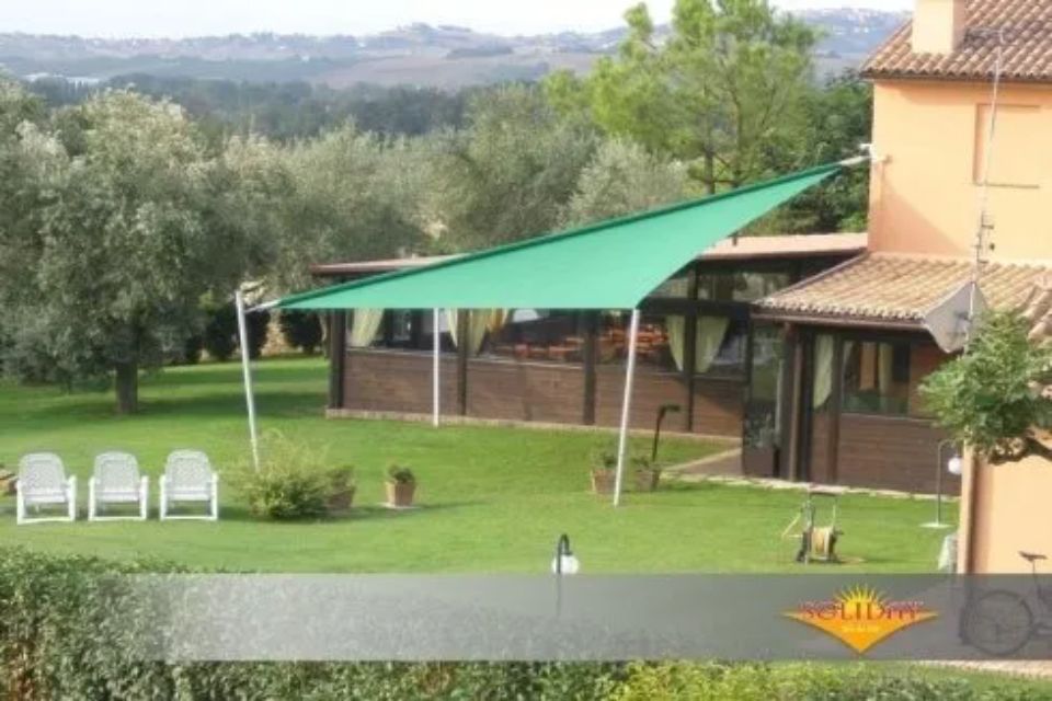 Tenda a vela verde