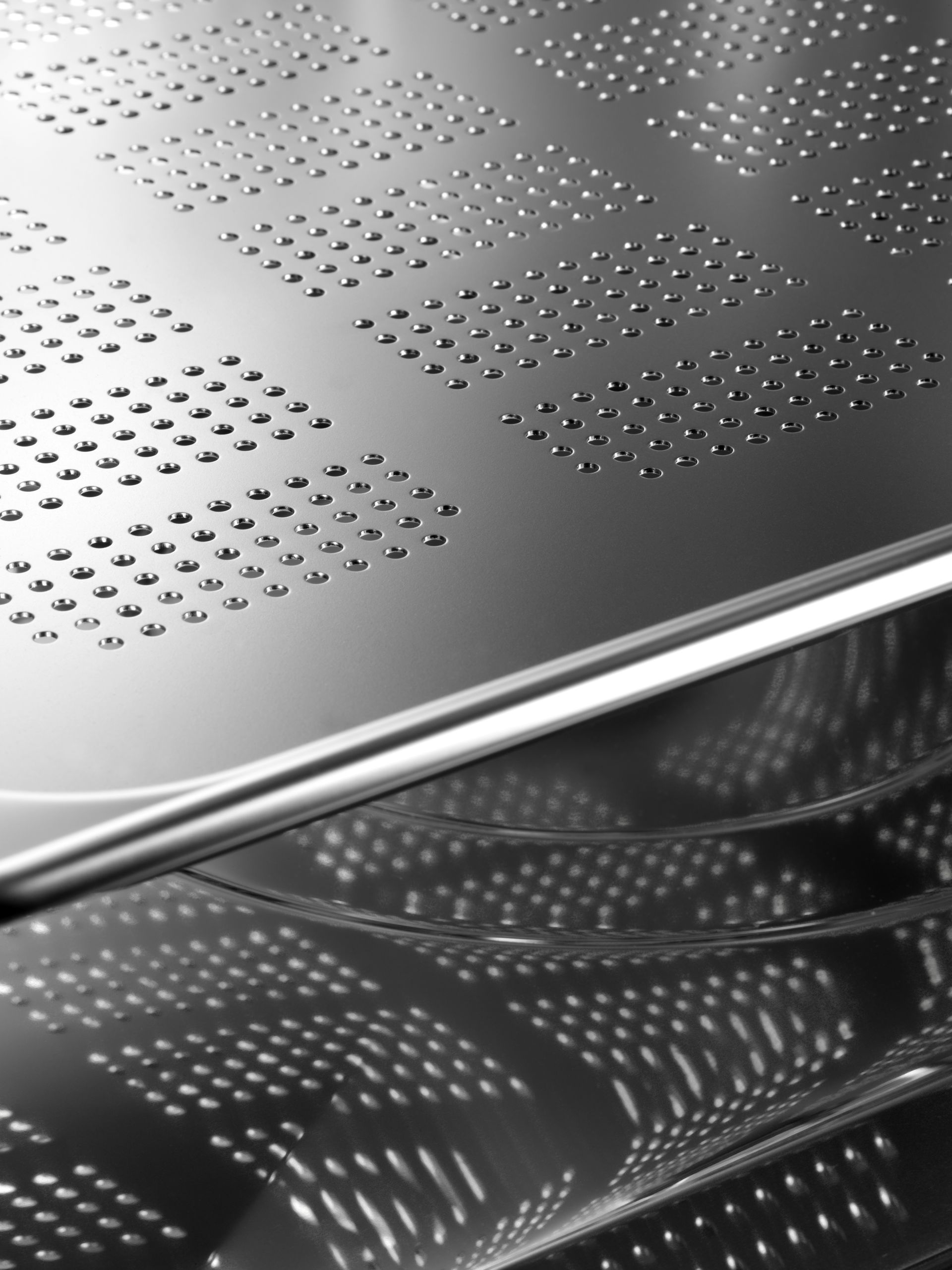 V-ZUG luxury kitchen with close up of combisteamer