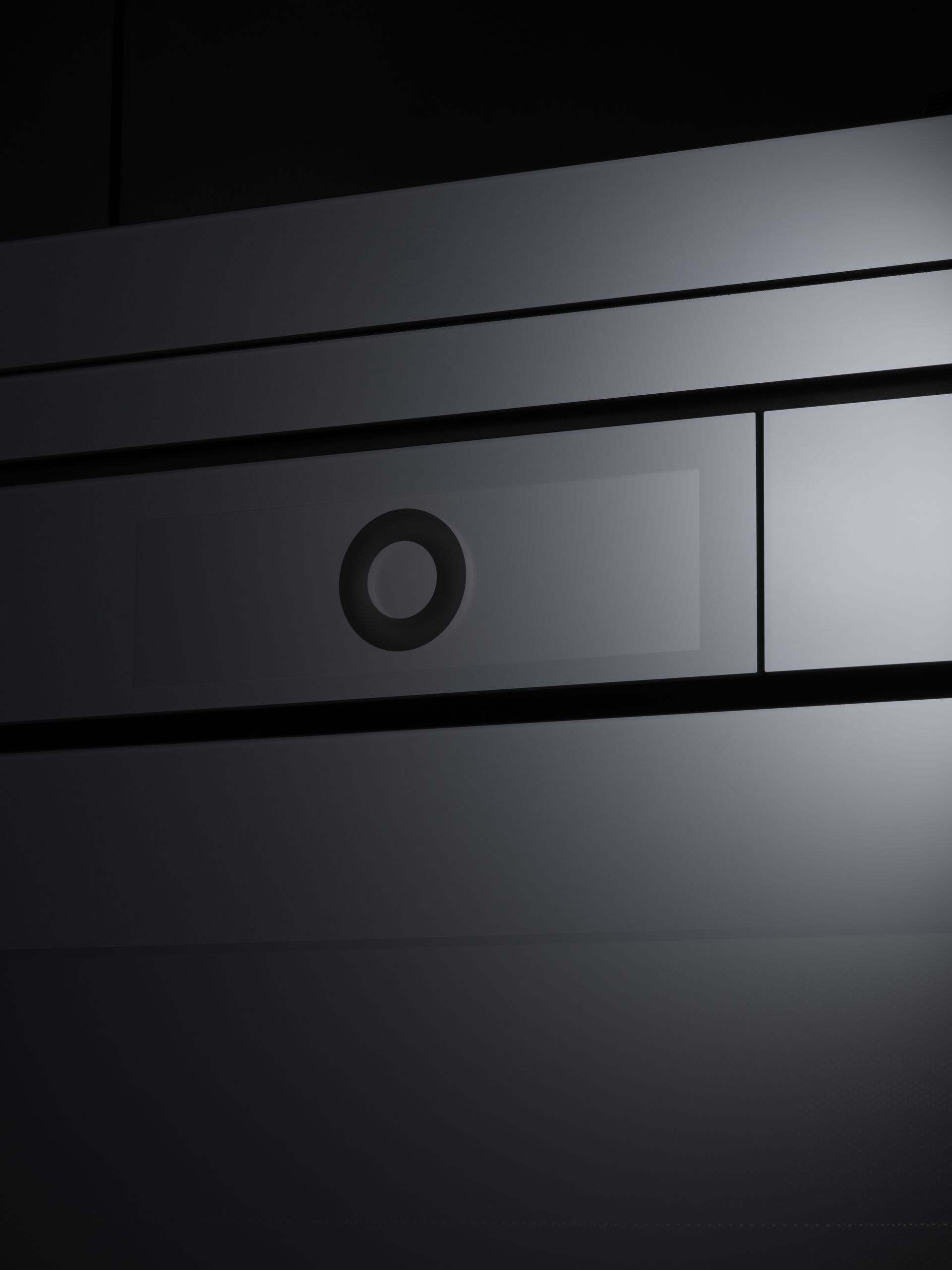 V-ZUG luxury kitchen with close up of V6000 combisteamer