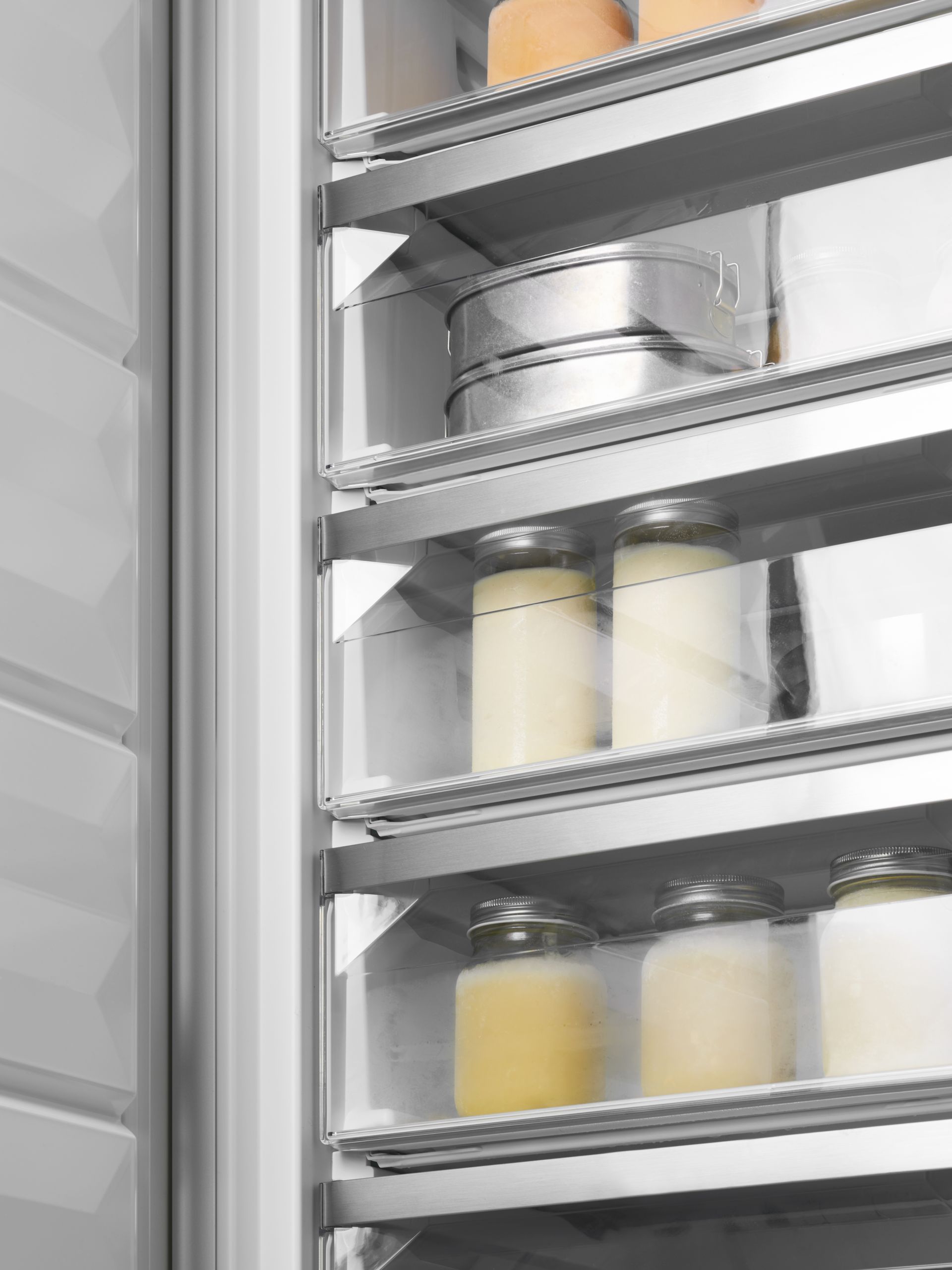 V-ZUG fridge unit in luxury kitchen 
