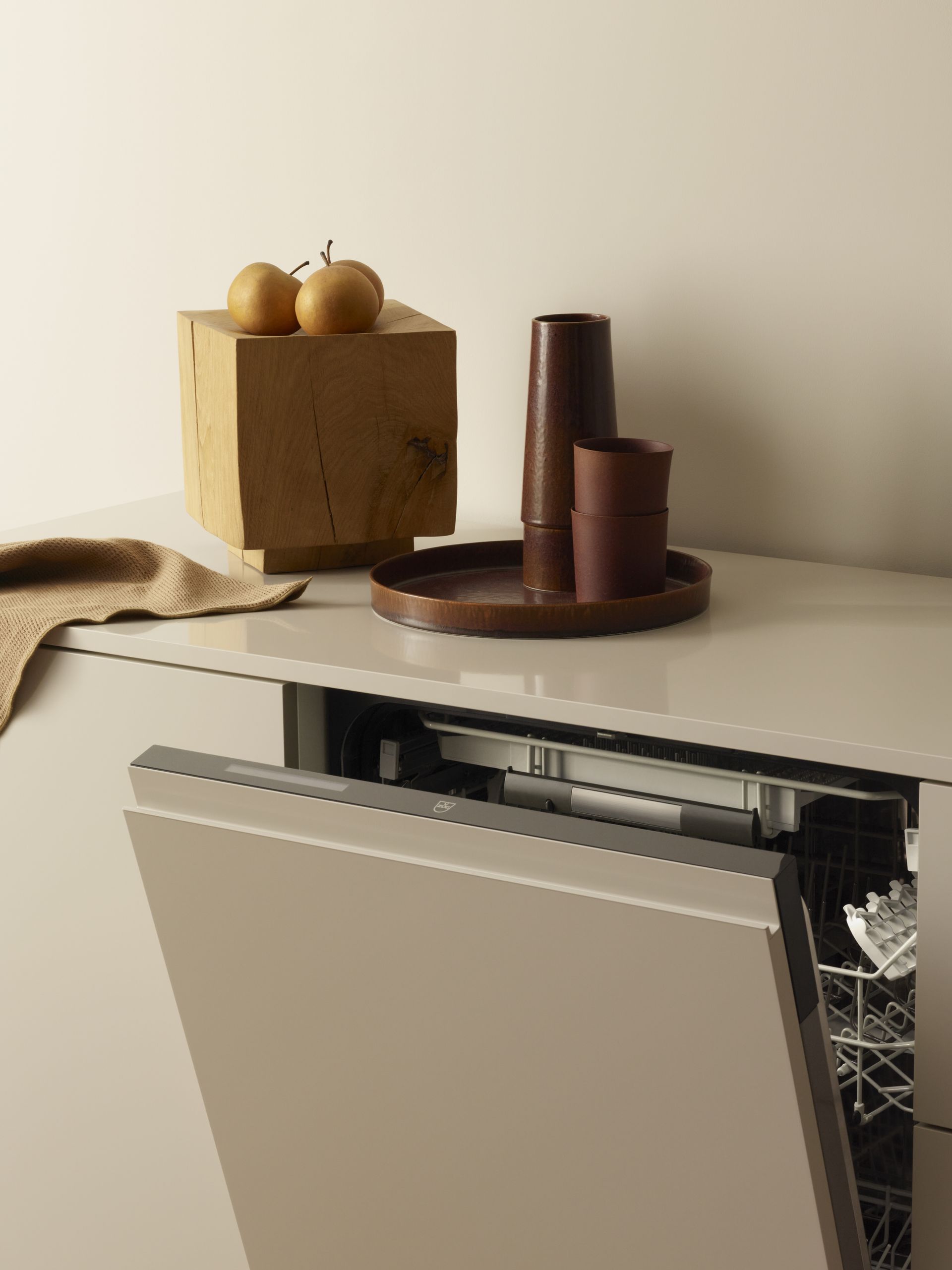 V-ZUG dishwasher in luxury kitchen 