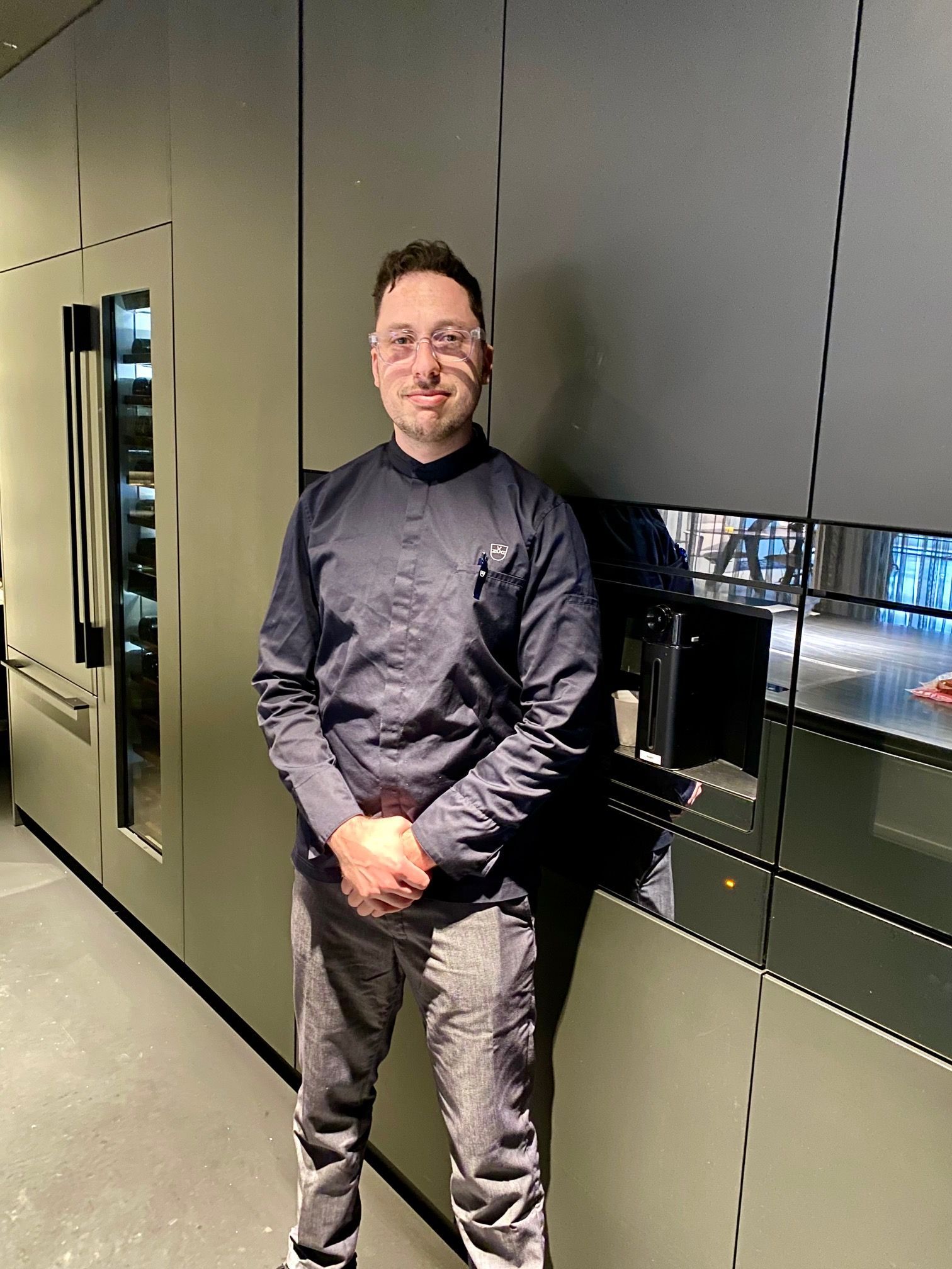 V-ZUG STUDIO LONDON CHEF LEON HAMILTON