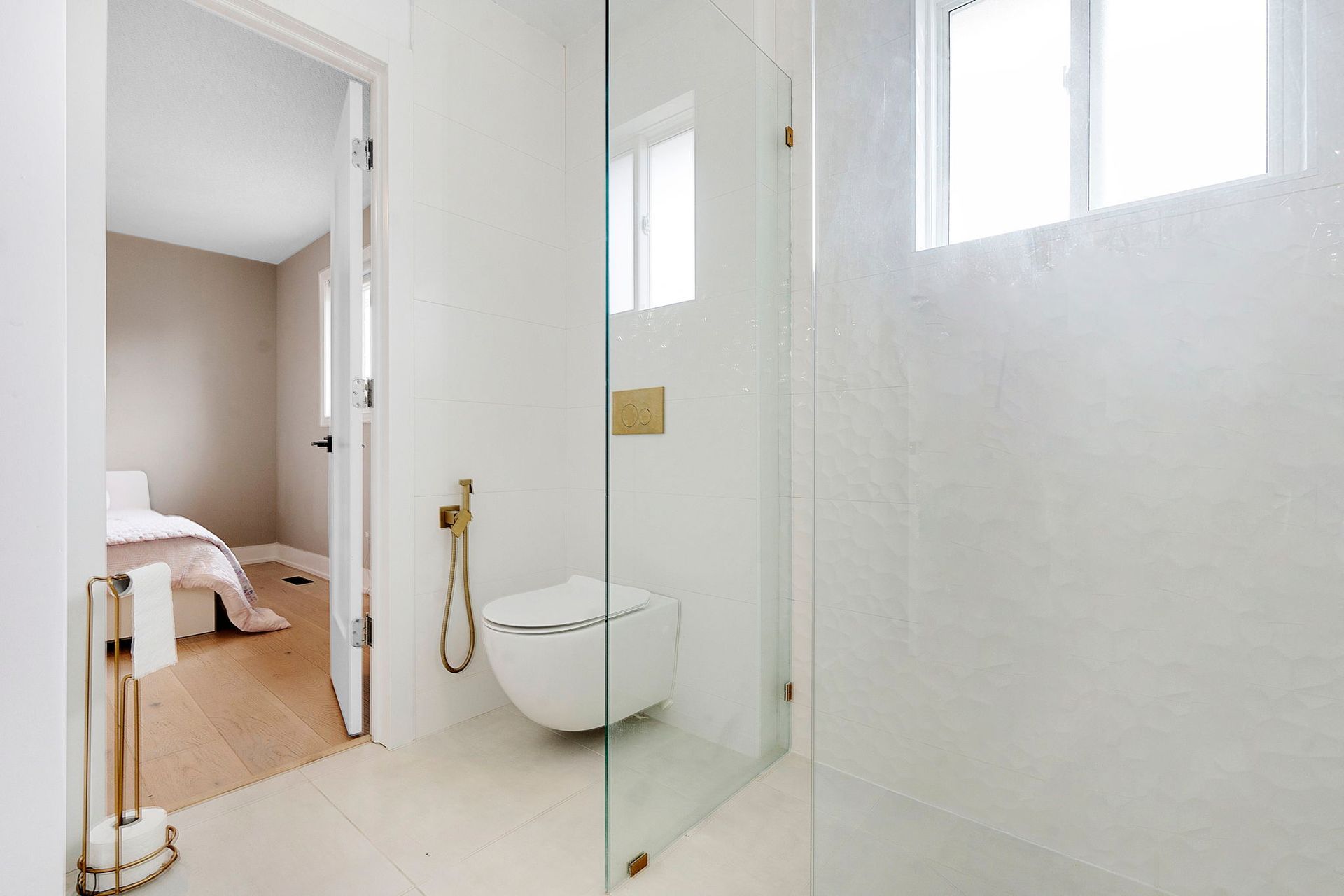 wall -hung toilet installed in Oakville home by 17 Plumbing