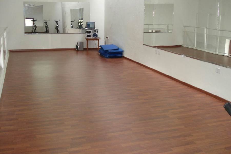 DISTRIBUIDORA BROWN S.R.L.