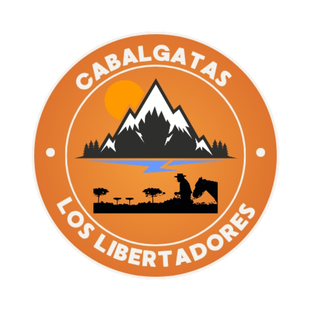 Logotipo naranja con una escena de montaña, un jinete a caballo y las palabras 