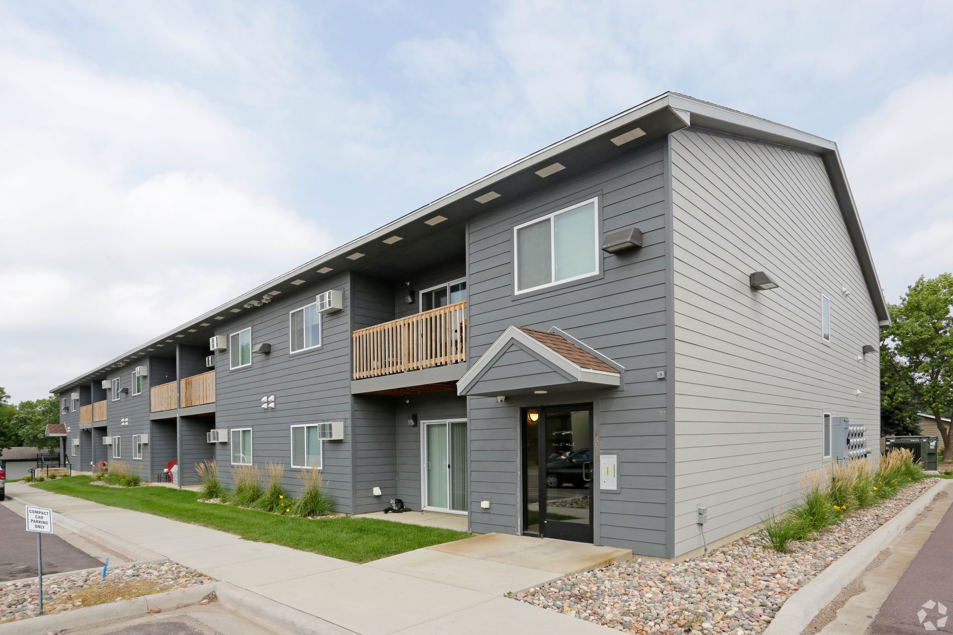 Stoney Hill Apartments