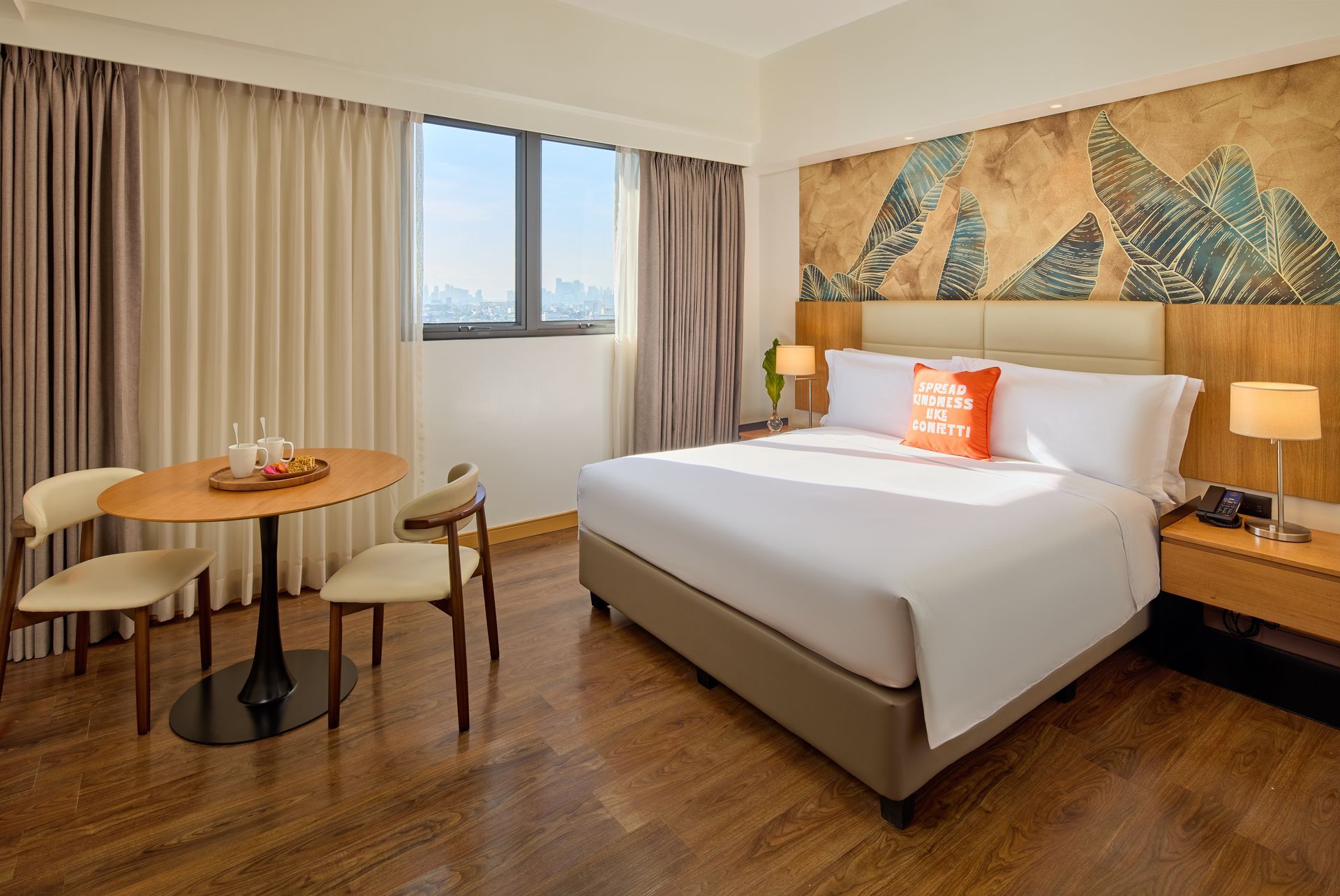 Queen bed in spacious room