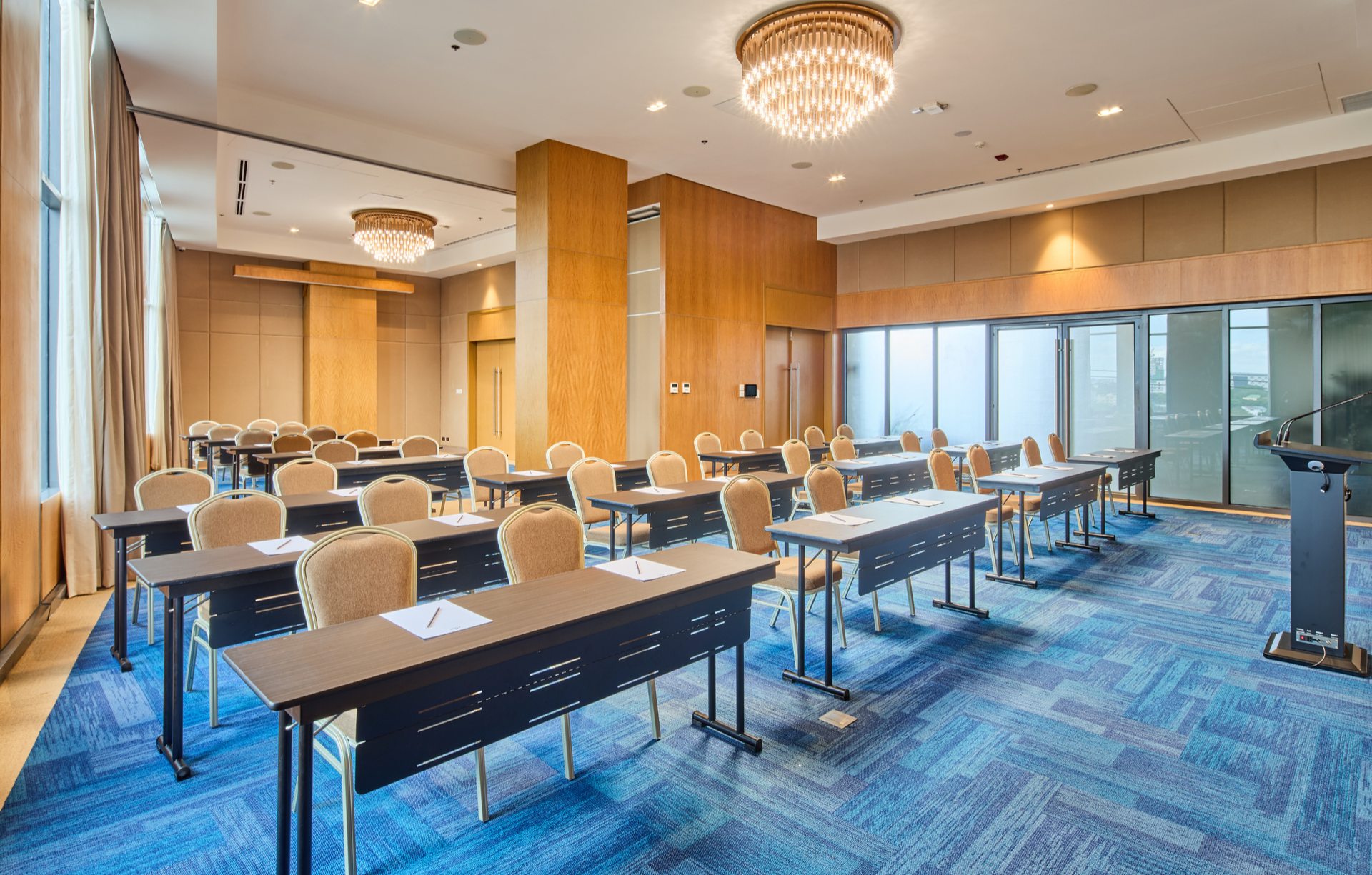 Twin bed in a spacious room