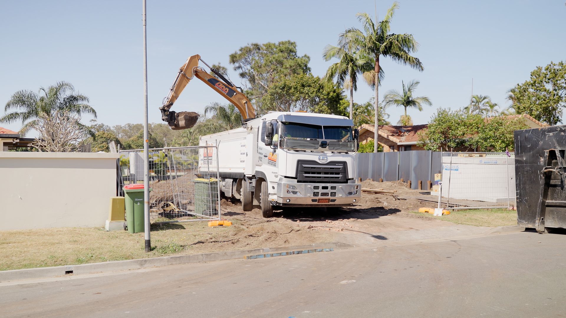Bulldozer is Digging a Hole in the Dirt — On Demand Diggers & Demolitions in Molendinar, QLD