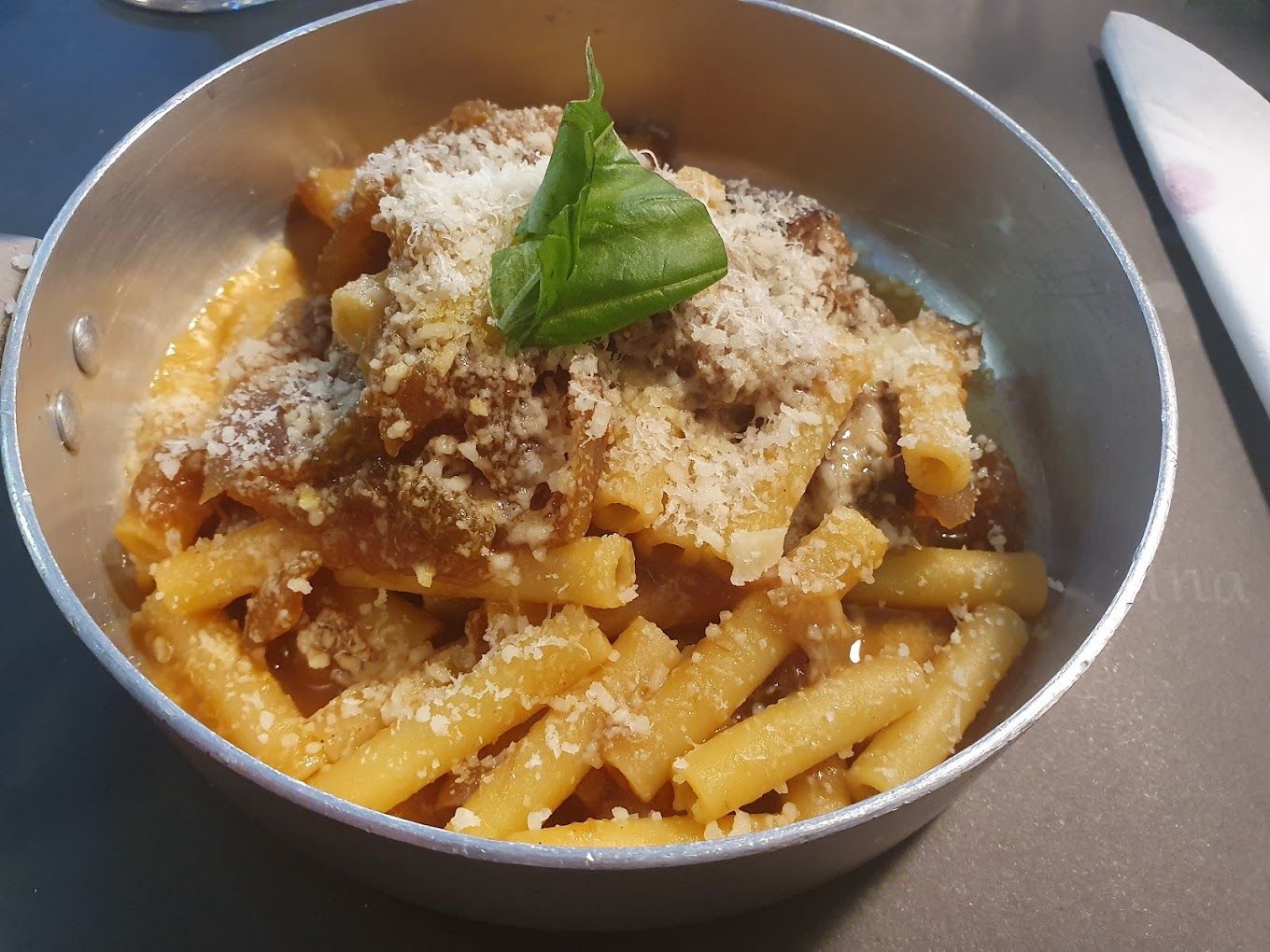 pasta al ragù