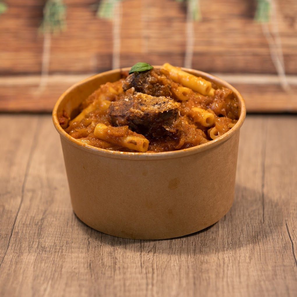 pasta con le polpette al sugo