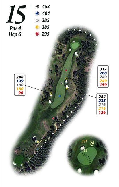 Un mapa de un campo de golf con el número 15.