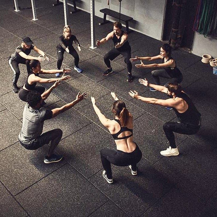 shoulder mobility before bench at a Payson area gym.