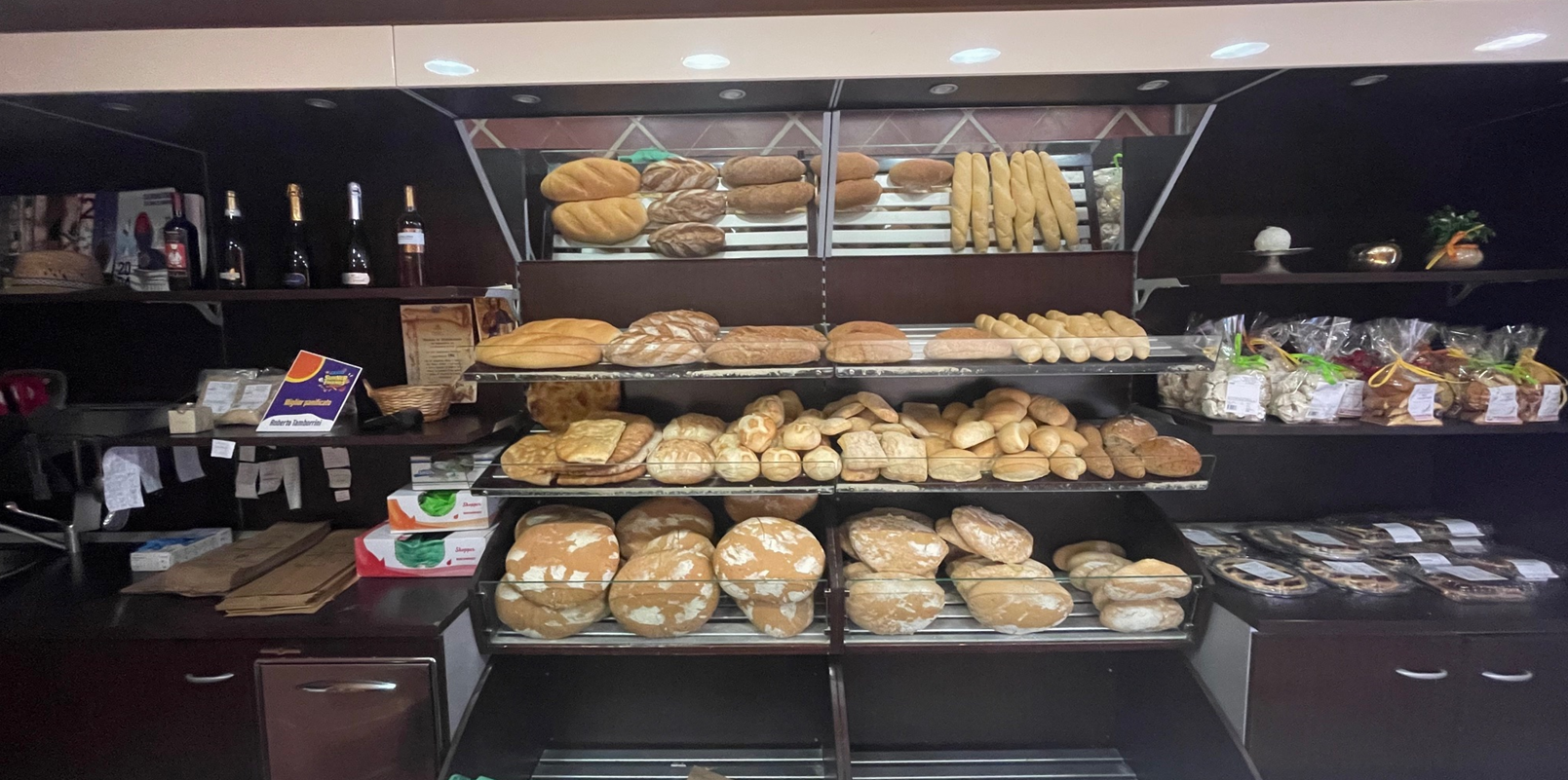 espositore di pane e dolci