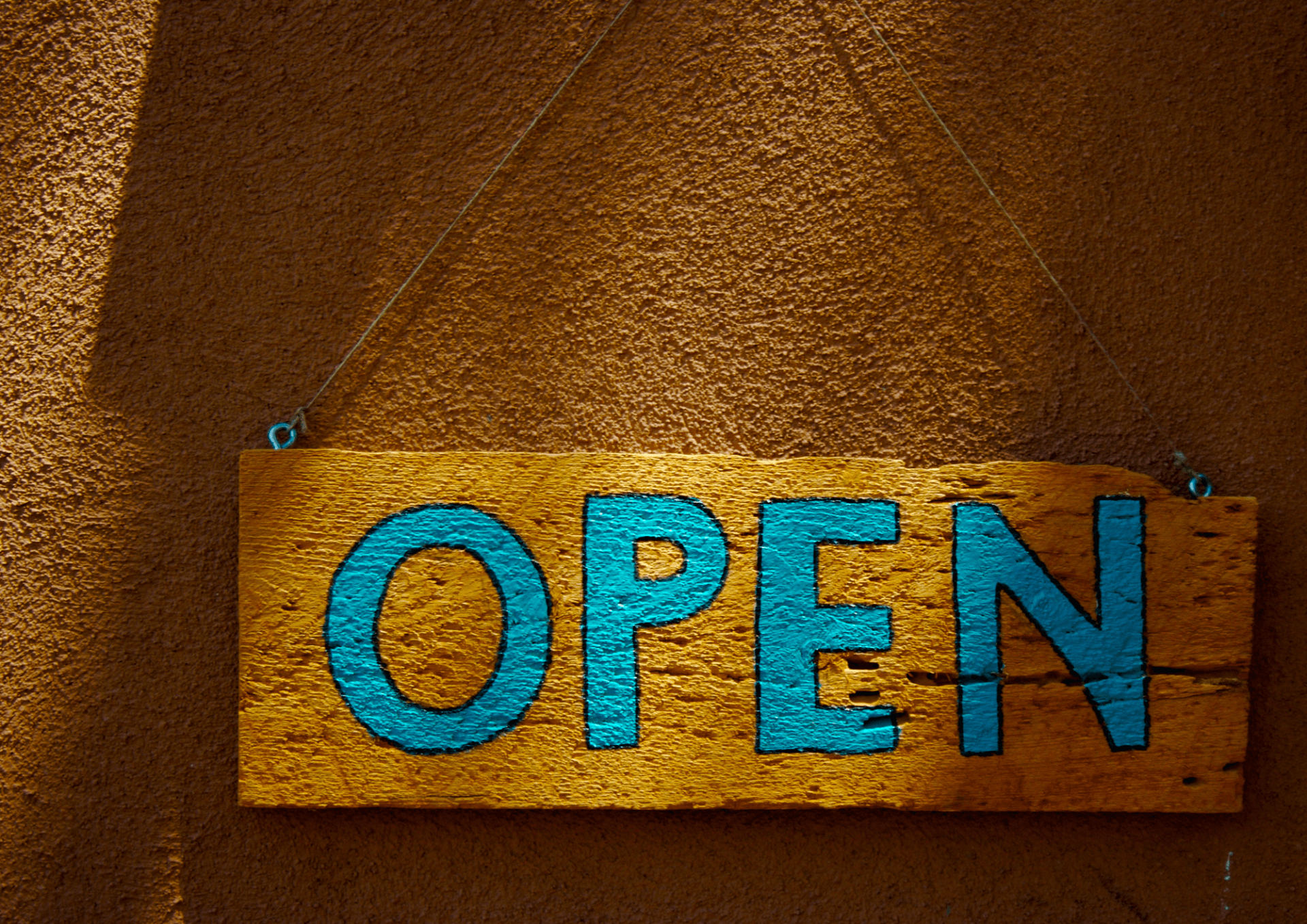 GIVES YOU 24/7-365 ACCESS TO CUSTOMERS