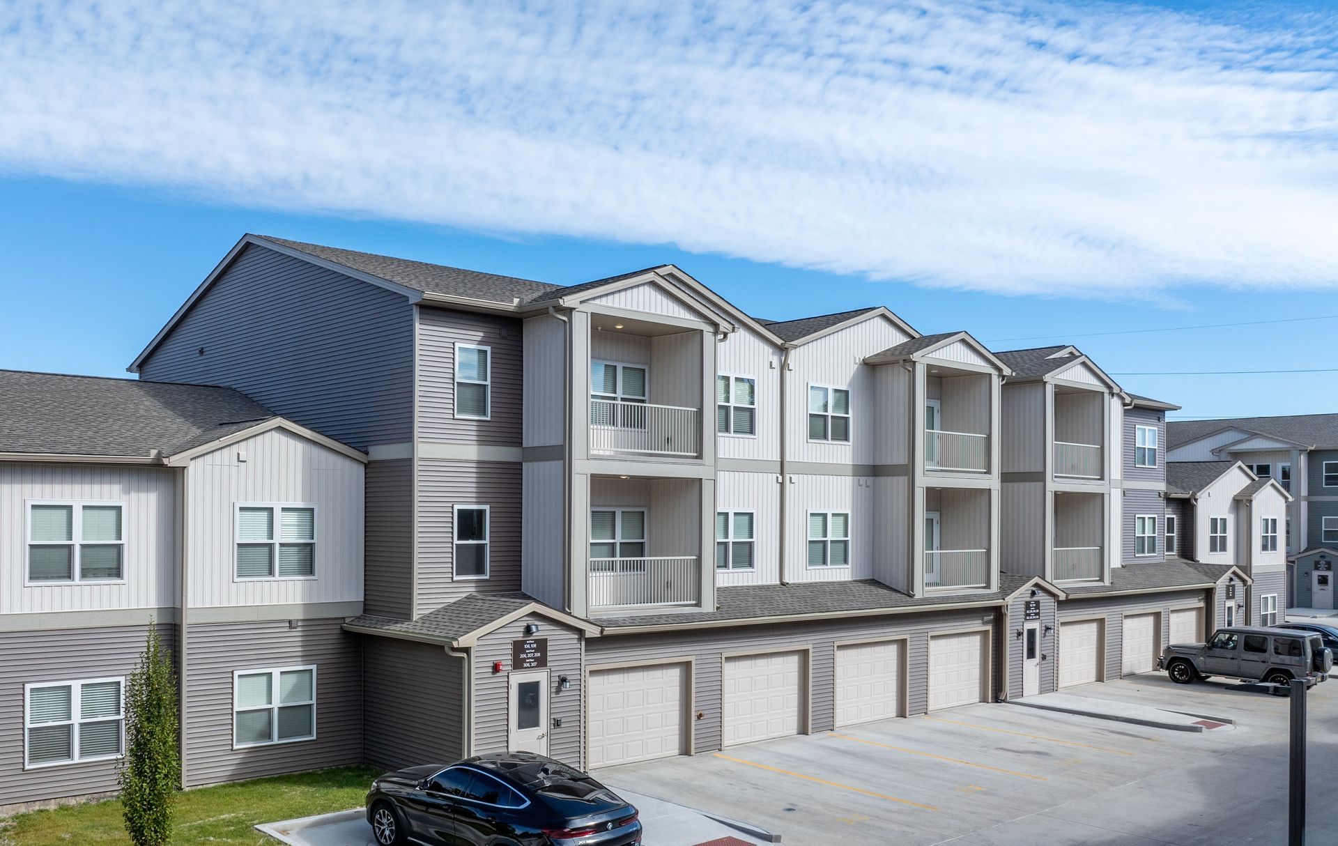 Street view of southwood crossing community