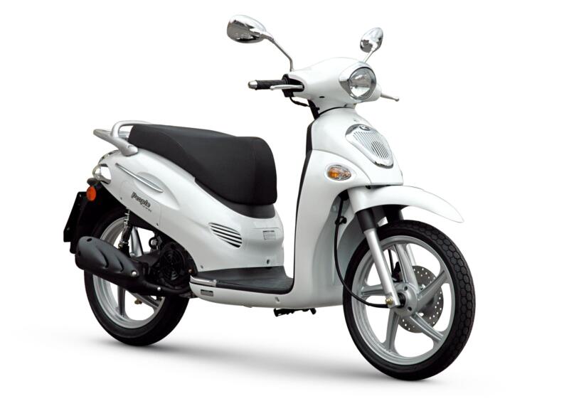 scooter bianco