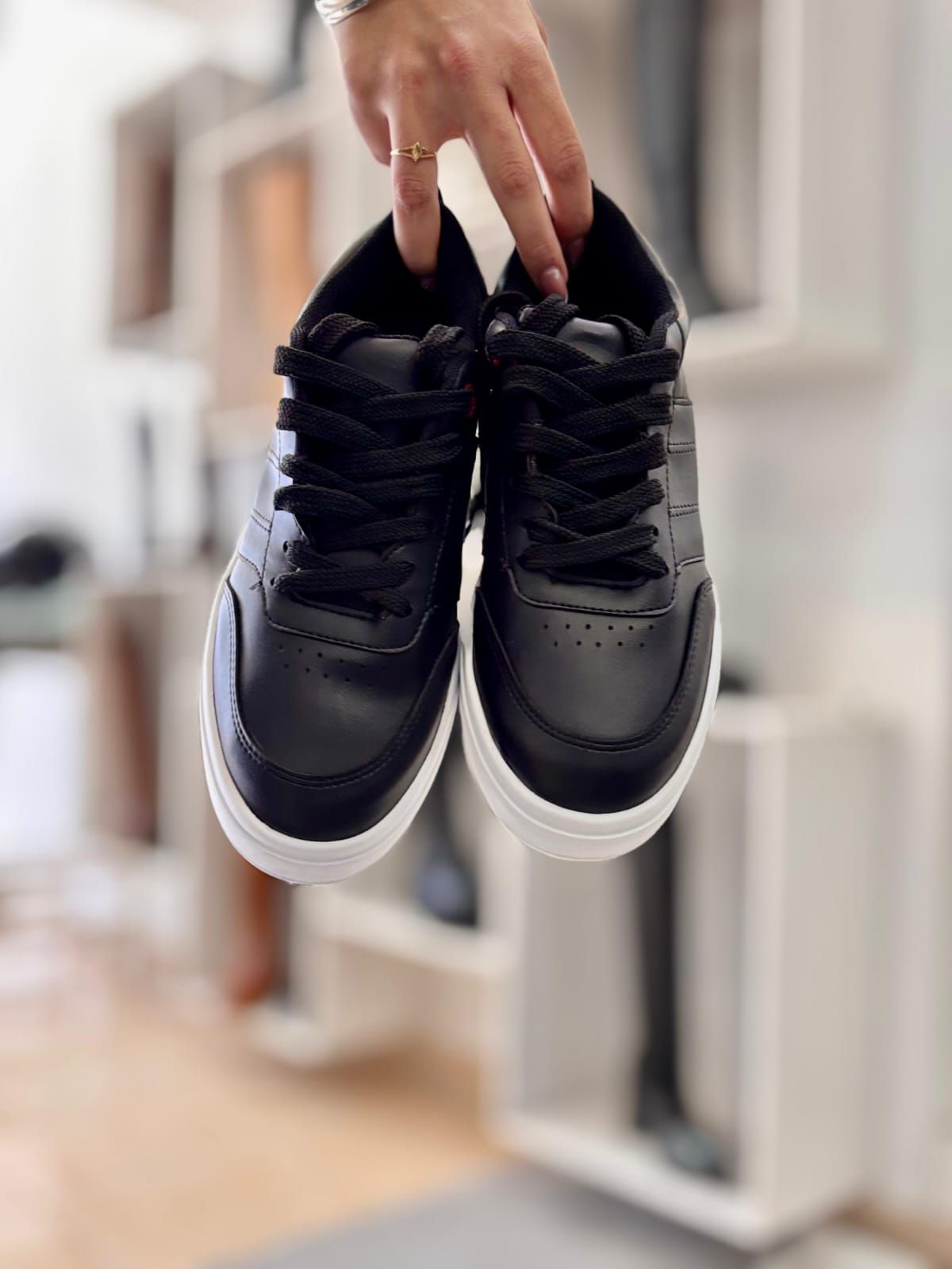 Zapas urbanas hombre Negro