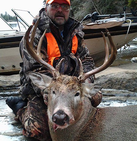World Class Hunting  Whitetail Deer, Duck & Geese, Grouse