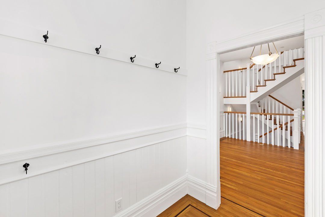 RENTED: Mission District – 2523 Harrison Street