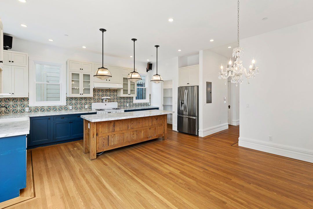 RENTED: Mission District – 2523 Harrison Street