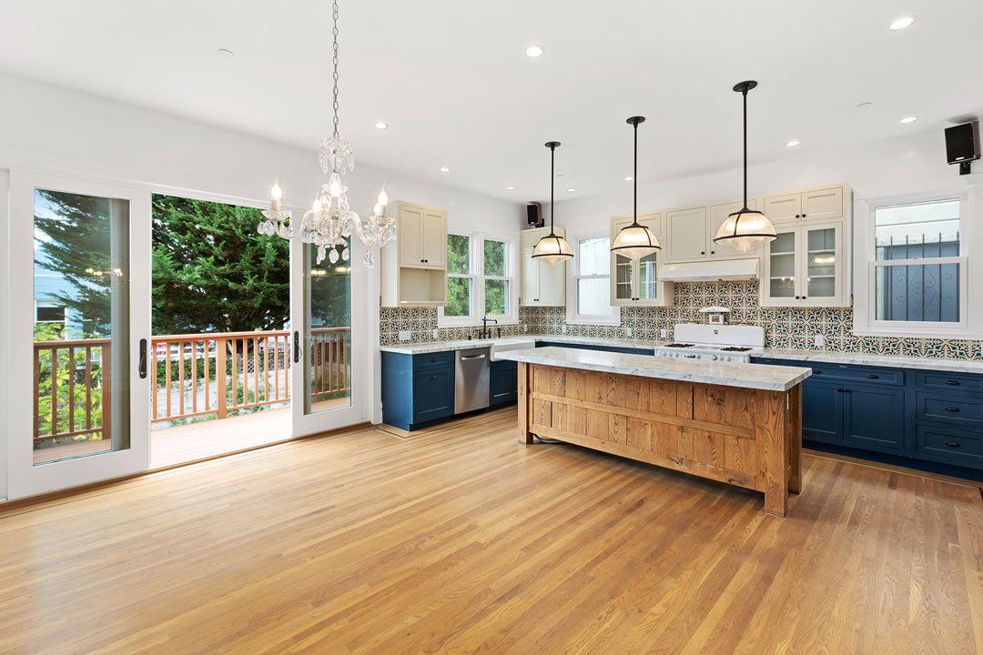 RENTED: Mission District – 2523 Harrison Street