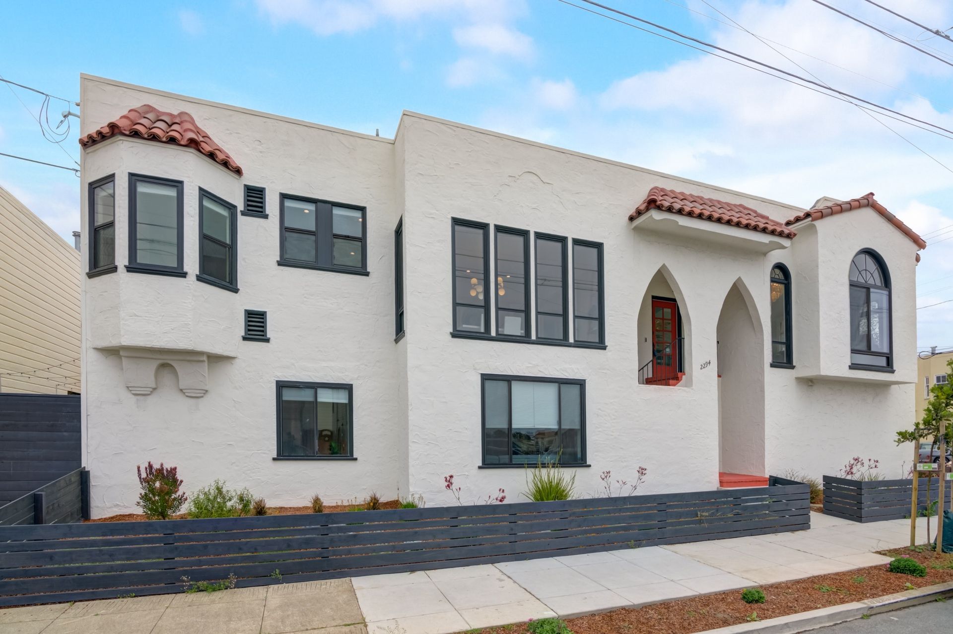 RENTED: Parkside/Sunset – 2294 33rd Ave.