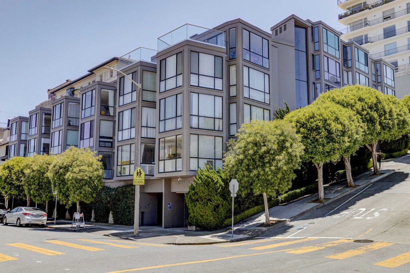 RENTED: Pacific Heights – 2295 Vallejo Street #403