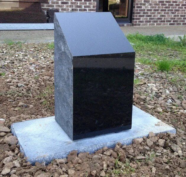 McGee Monument Co Inc