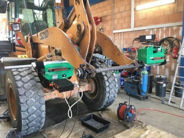 Alesatrice e mezzo pesante