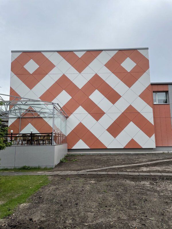 Heating and finishing of the facade (for energy efficiency improvements) Robert Feldman Street 11, Riga (2021)