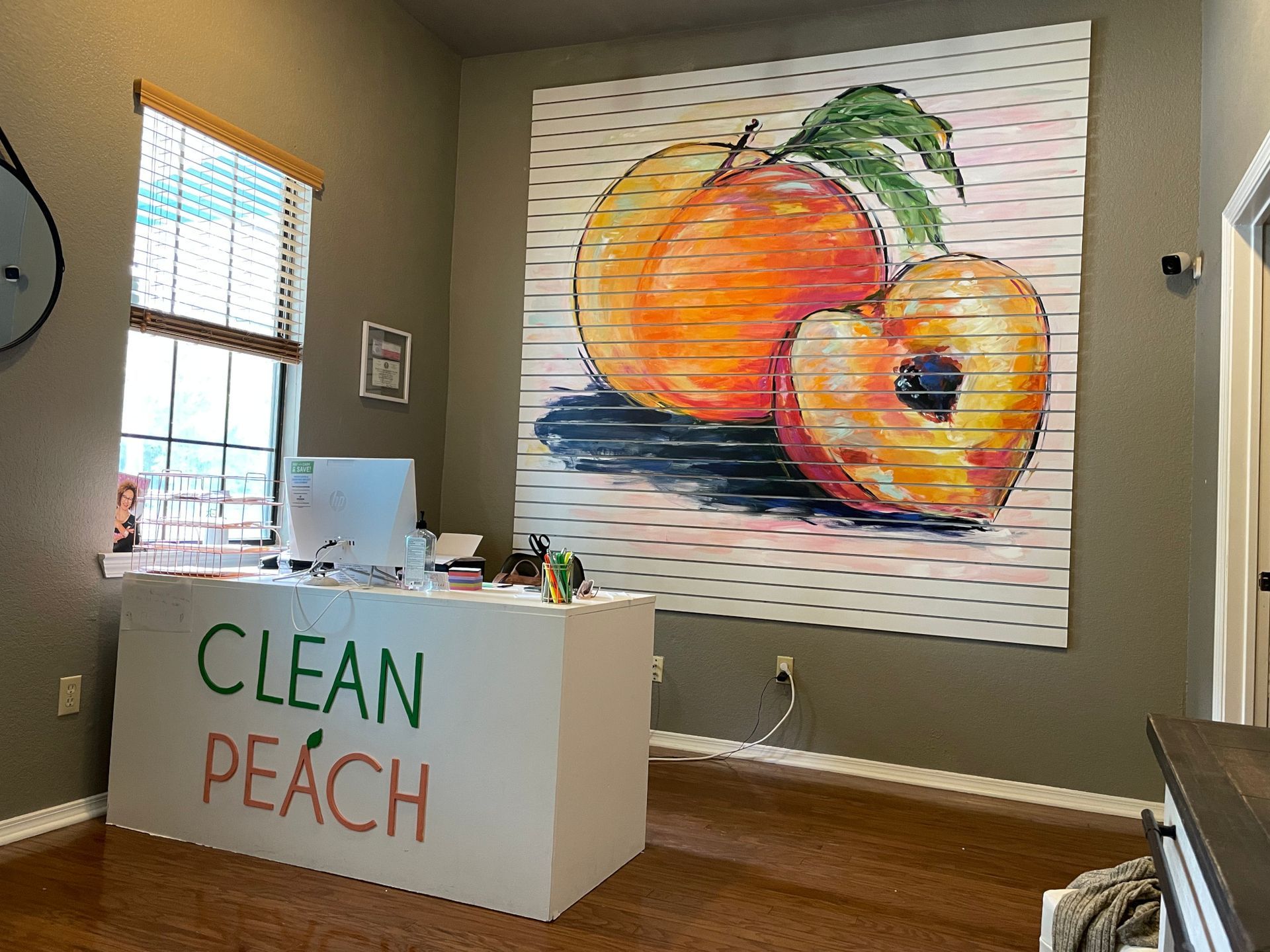 A room with a sign that says clean peach
