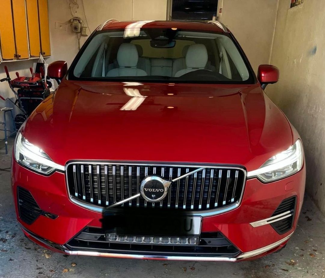 Mechanic specializing in Volvos in Glenview, IL