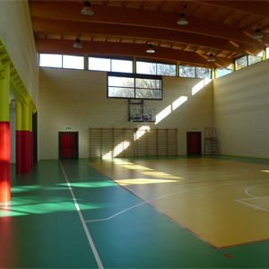 4. Ciana d'Enza, Palestra scolastica