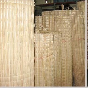 Cortina de totora