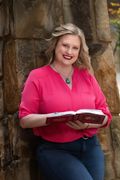 Kailey Marshall, author headshot. Amped Business Media