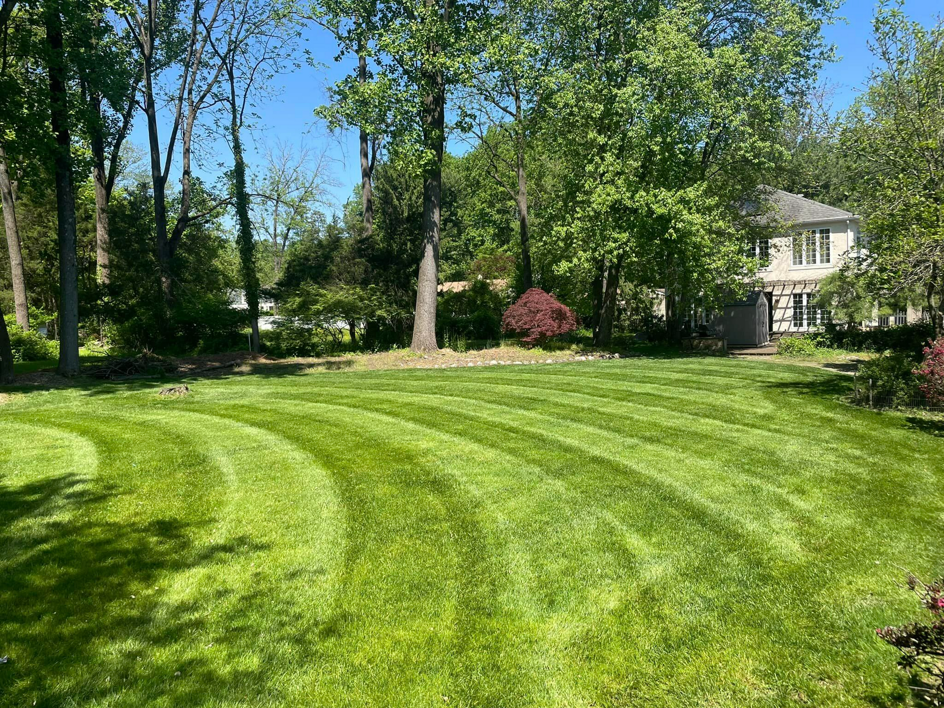 Lawn Maintenance — Bensalem, PA — Munz's Lawn Service & Landscaping