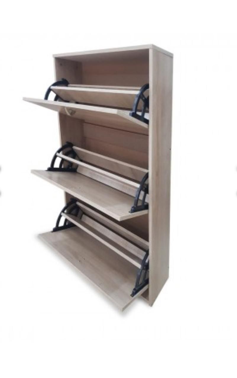 Zapatero (930) Marca PLATINUM