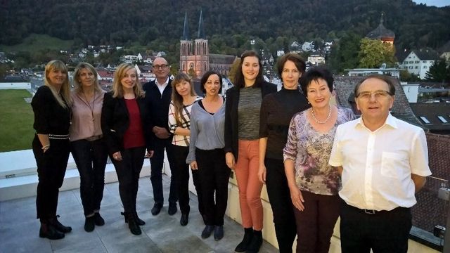 Vom Kinderwunsch zum Wunschkind  IVF-Praxis Prof. Dr. Zech
