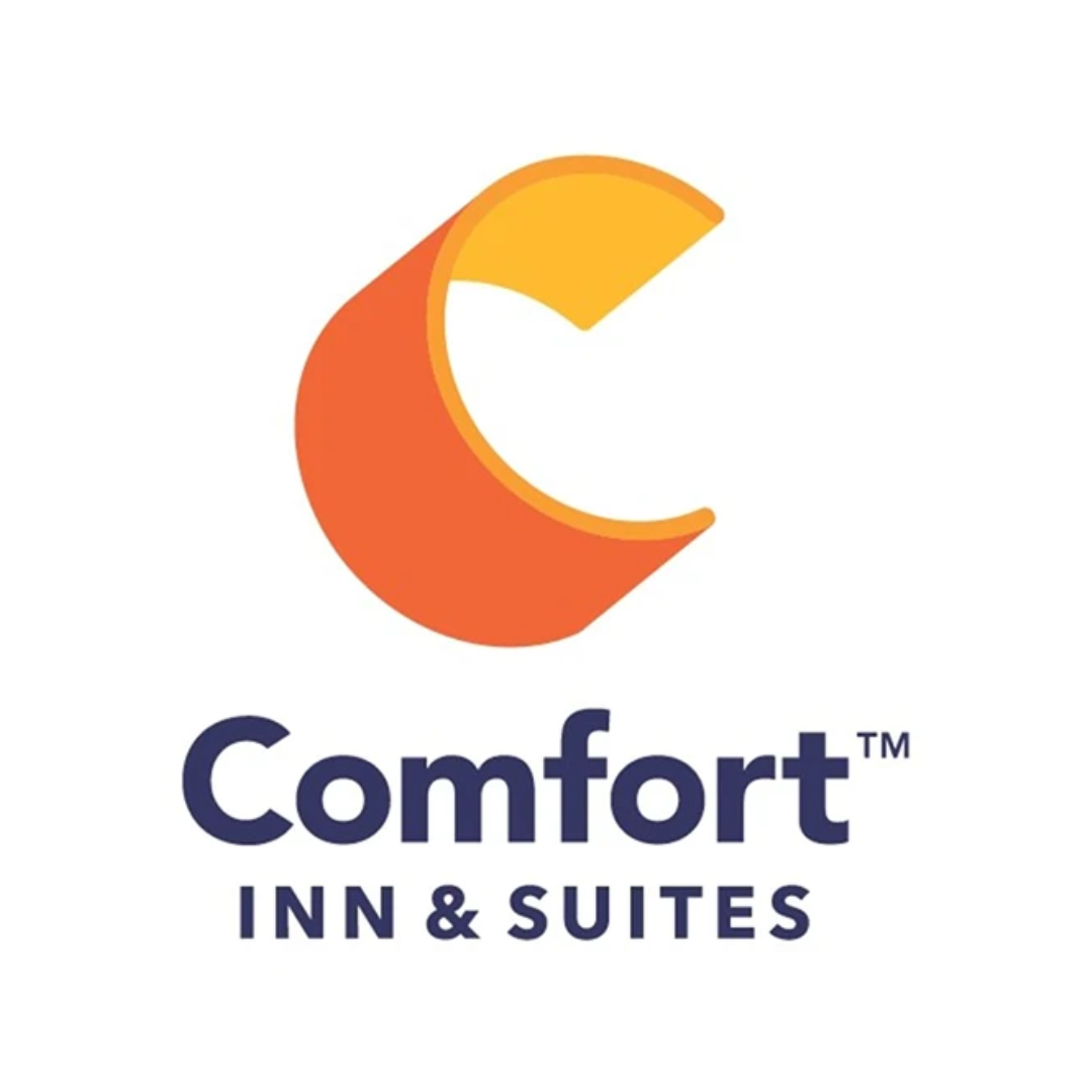 A comfort inn and suites logo & a link to comfort inn wadsworth.com