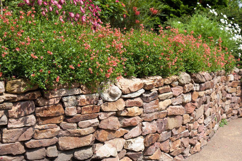 Garden walling