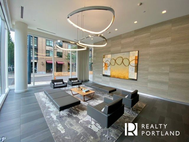 The Cosmopolitan Lobby