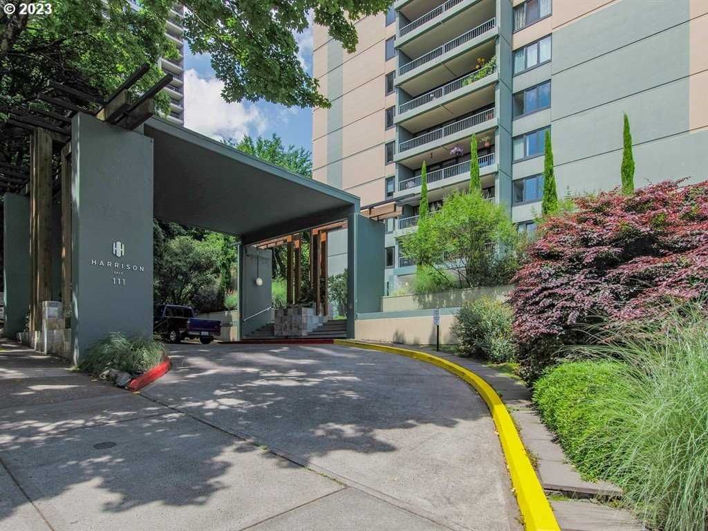 Harrison Condos Entrance